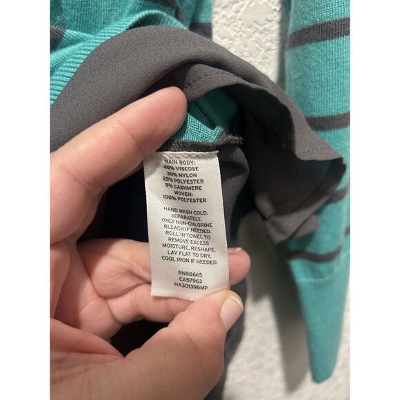 Halogen Sweater Womens L Green Gray Stripe Layered Pullover Crew Neck Cashmere - Picture 7 of 7